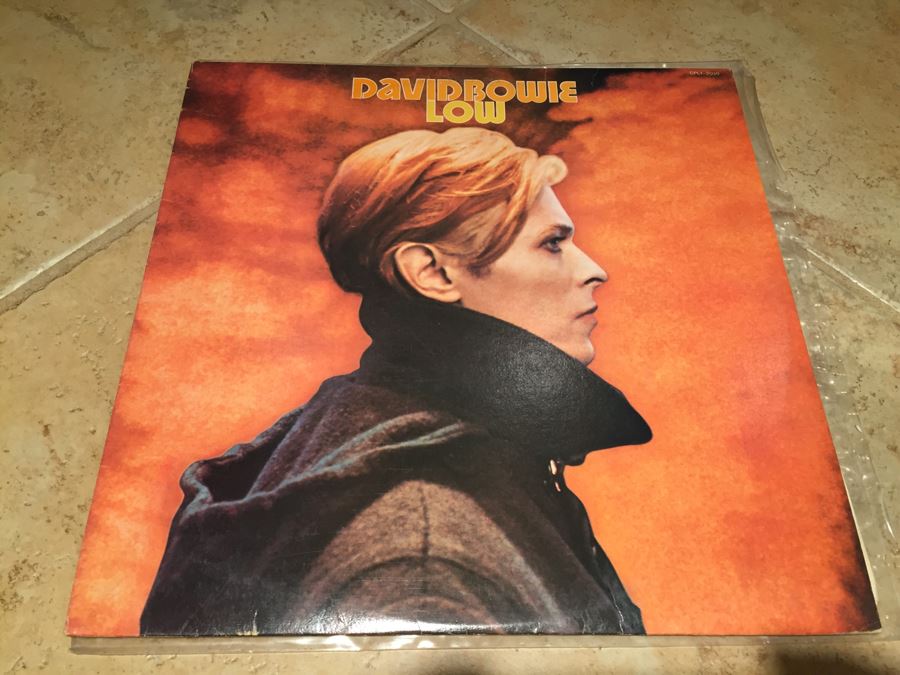 David Bowie ‎- Low - RCA Victor ‎- CPL1-2030 Vinyl Record [Photo 1]
