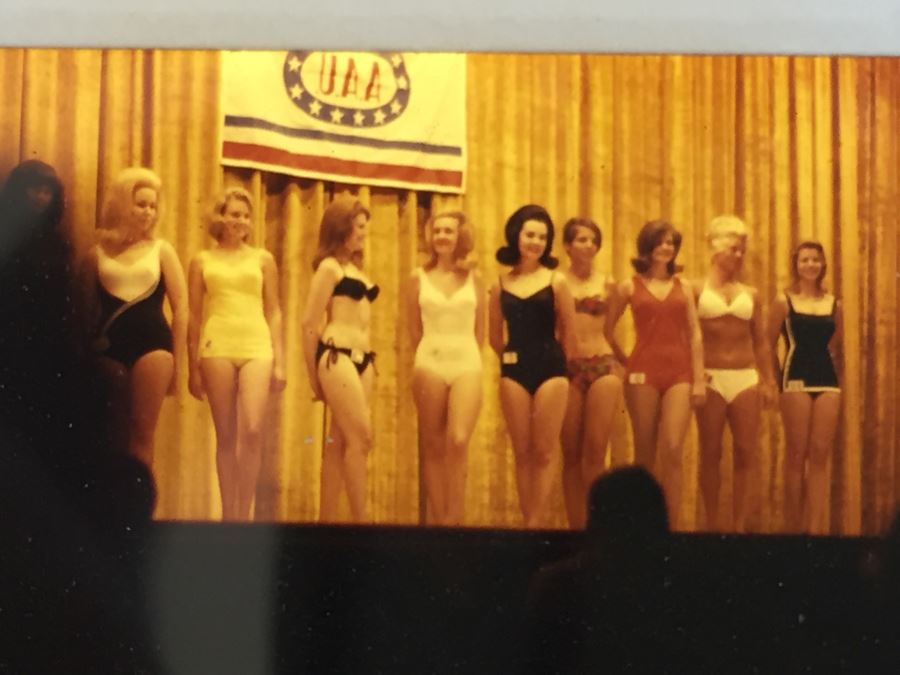 Dr. Michael Walczak's Personal Slides Photos Vintage Bodybuilding Early 1970's Through 1980's [Photo 37]