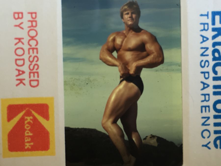 Dr. Michael Walczak's Personal Slides Photos Vintage Bodybuilding Early 1970's Through 1980's [Photo 36]