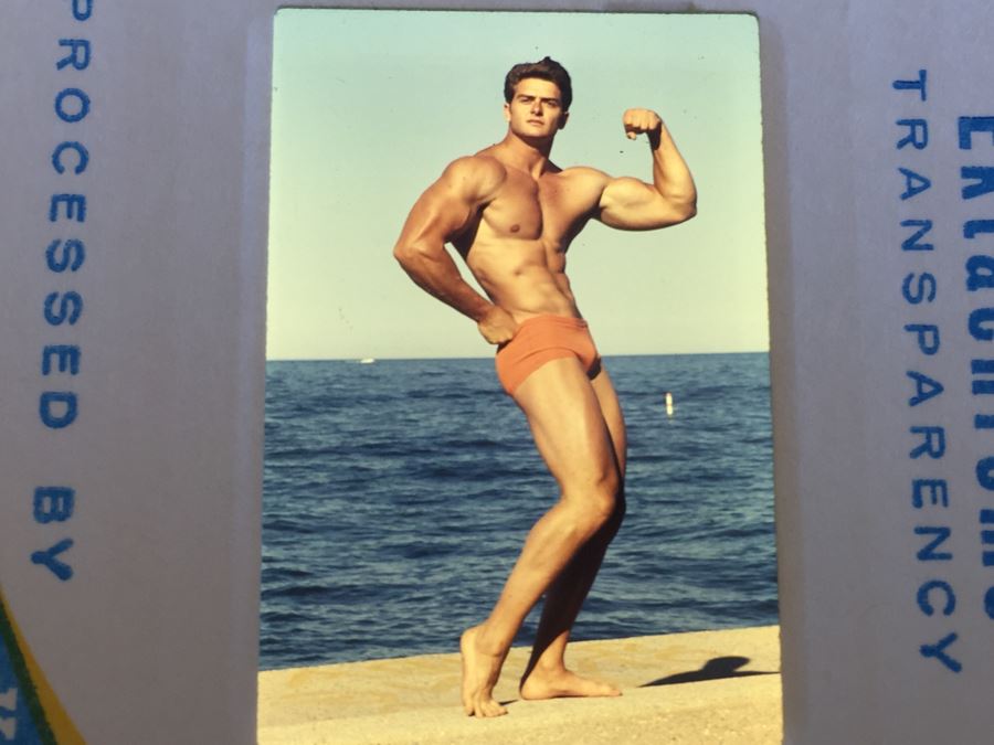 Dr. Michael Walczak's Personal Slides Photos Vintage Bodybuilding Early 1970's Through 1980's [Photo 2]
