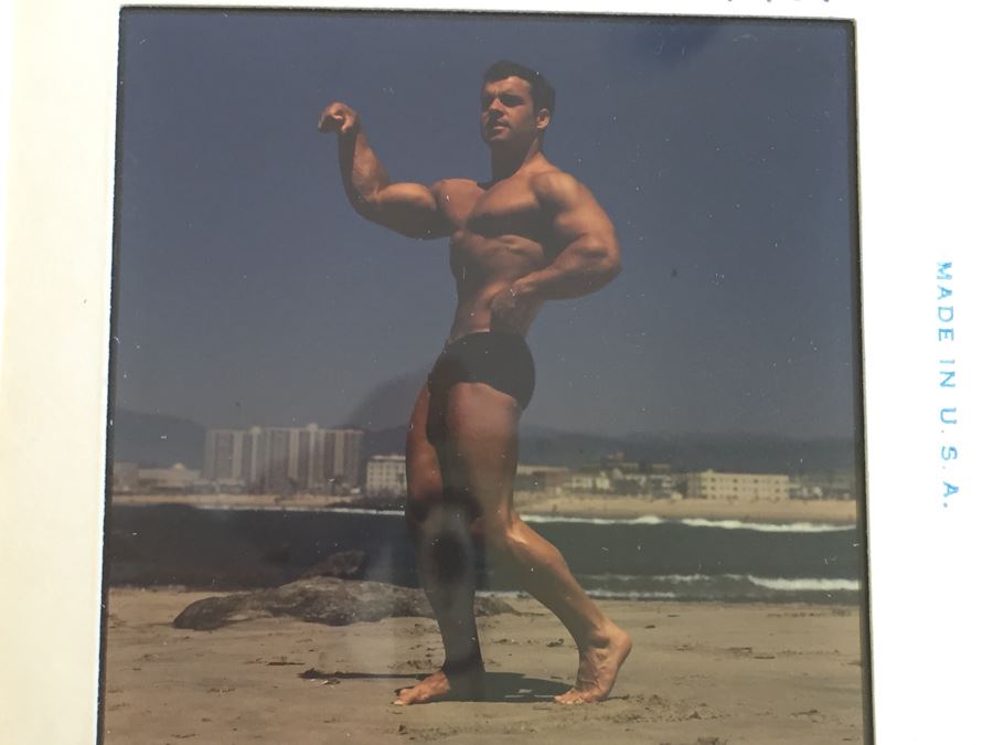 Dr. Michael Walczak's Personal Slides Photos Vintage Bodybuilding Early 1970's Through 1980's [Photo 41]