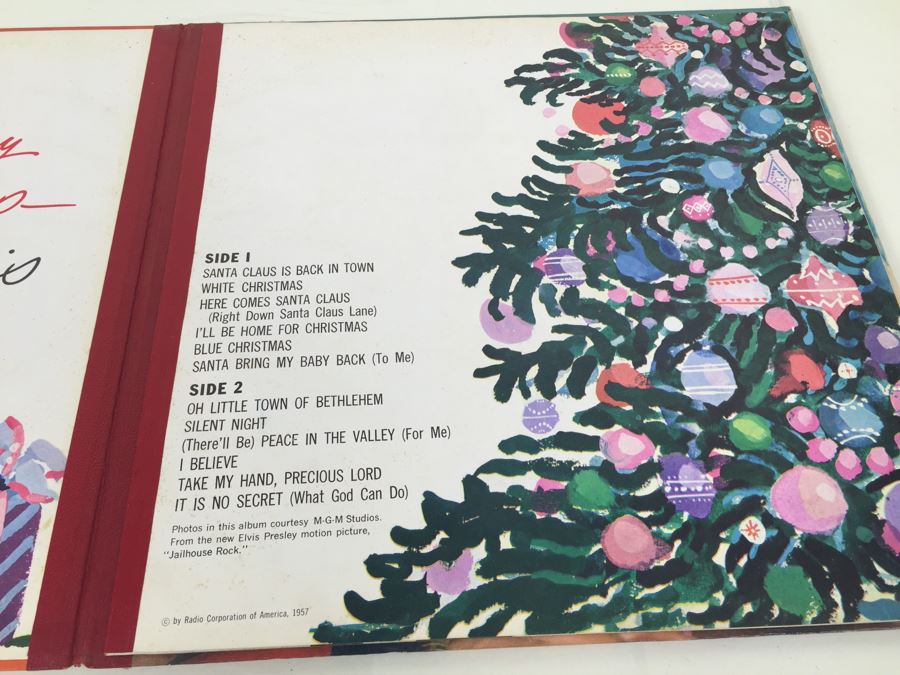 Elvis Presley ‎- Elvis' Christmas Album - RCA Victor ‎- LOC-1035 - Vinyl Record [Photo 6]