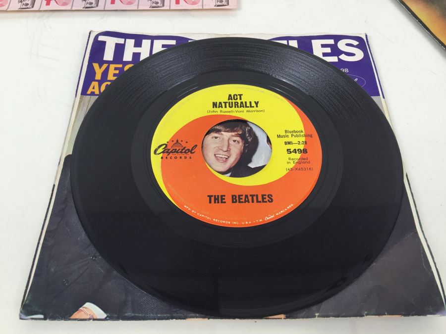 (3) The Beatles 45RPM Record Lot [Photo 7]