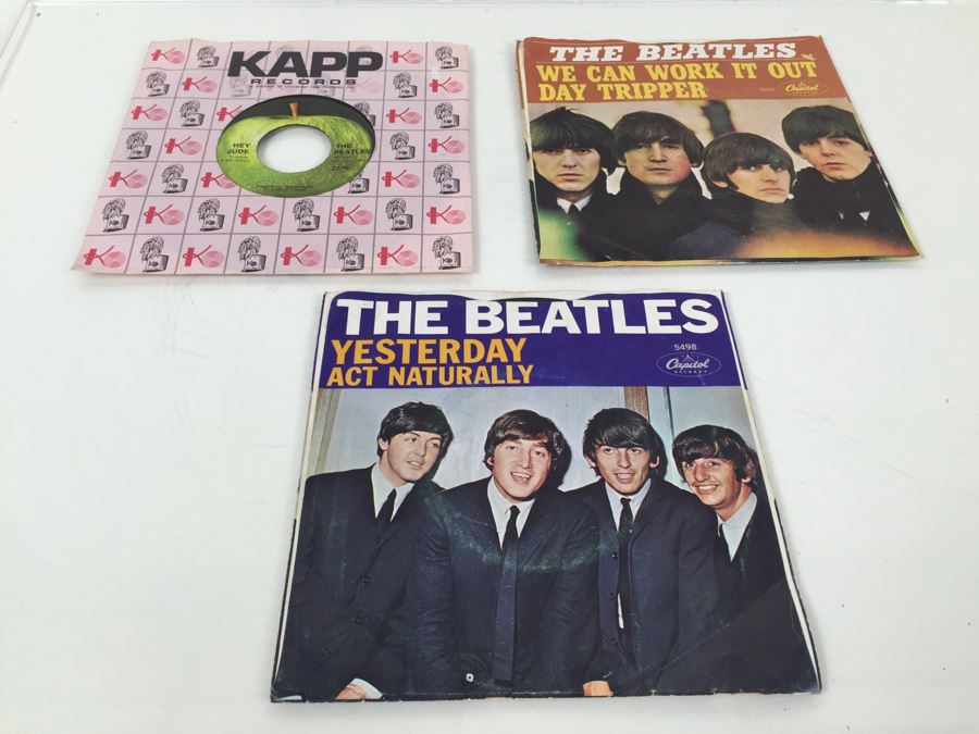 (3) The Beatles 45RPM Record Lot