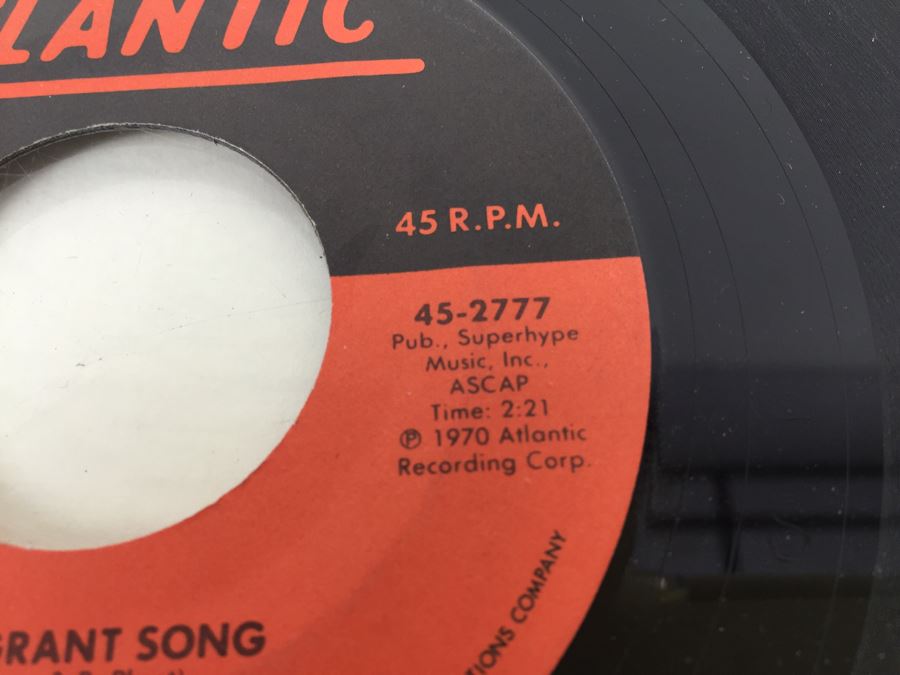 Led Zeppelin ‎- Immigrant Song / Hey, Hey, What Can I Do - Atlantic ‎- 45-2777 - Vinyl Record [Photo 4]