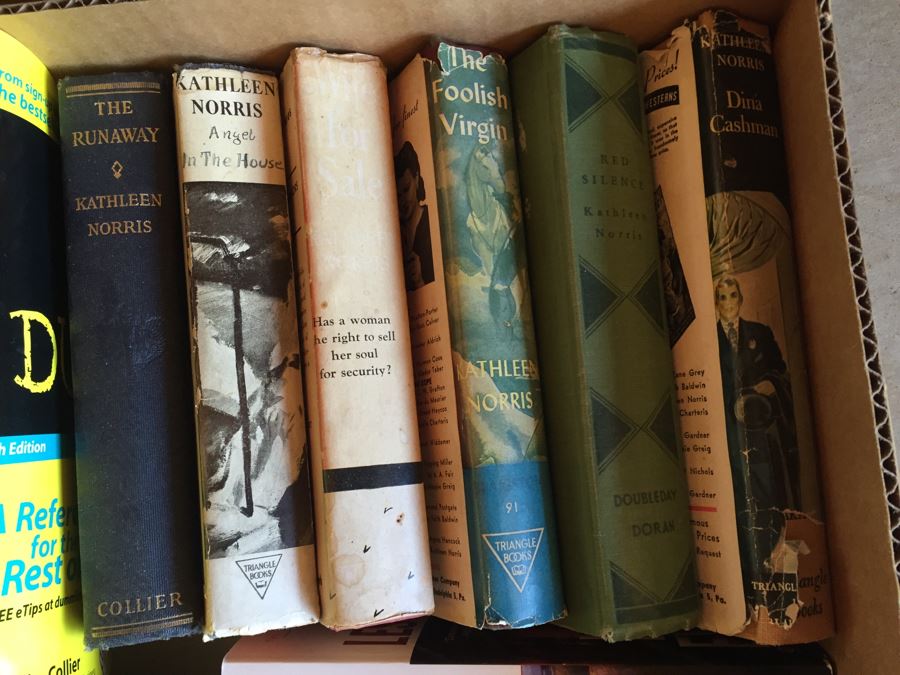 Book Lot #1 [Photo 4]