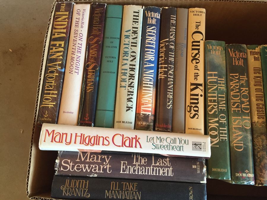 Book Lot #3 [Photo 5]