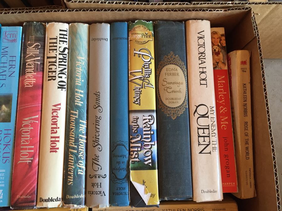 Book Lot #3 [Photo 9]