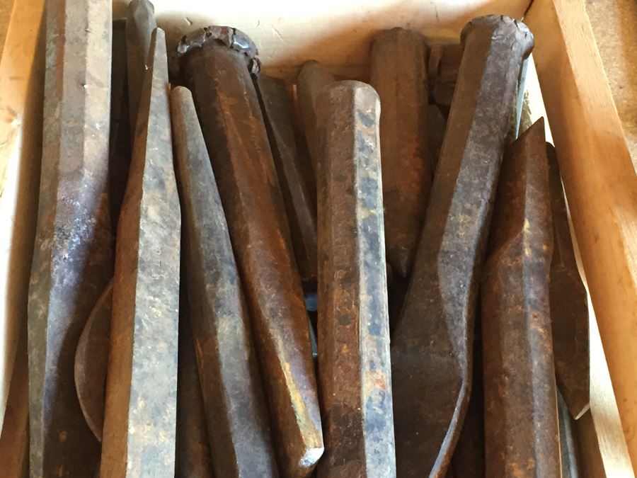 Tool Lot With Old Metal Chisels [Photo 16]