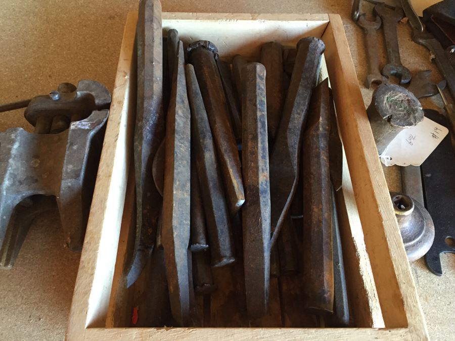 Tool Lot With Old Metal Chisels [Photo 15]