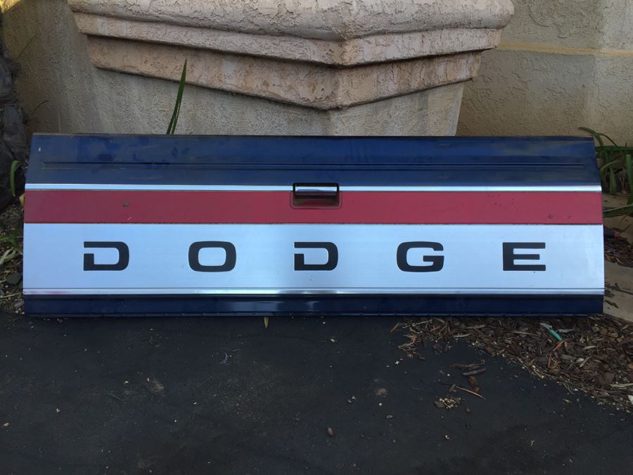 Heavy Metal DODGE Pickup Truck Tailgate Red, Silver & Blue [Photo 4]
