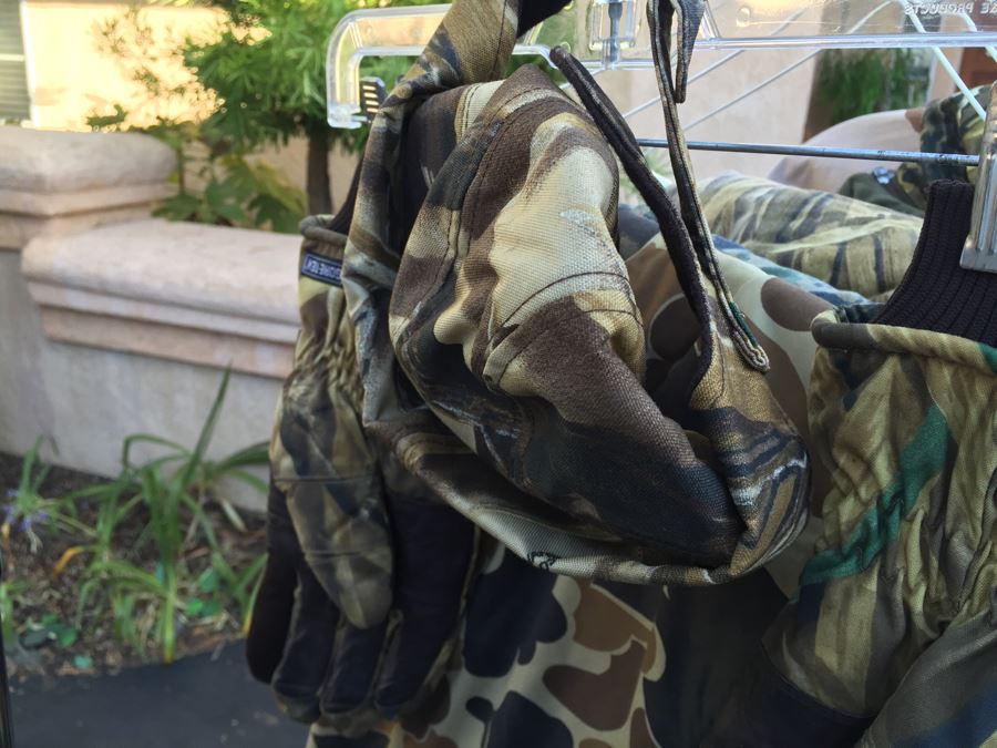 Huge Military And Hunting Camo Lot Cabela's Military Flight Jacket Does Not Include Clothes Rack [Photo 31]