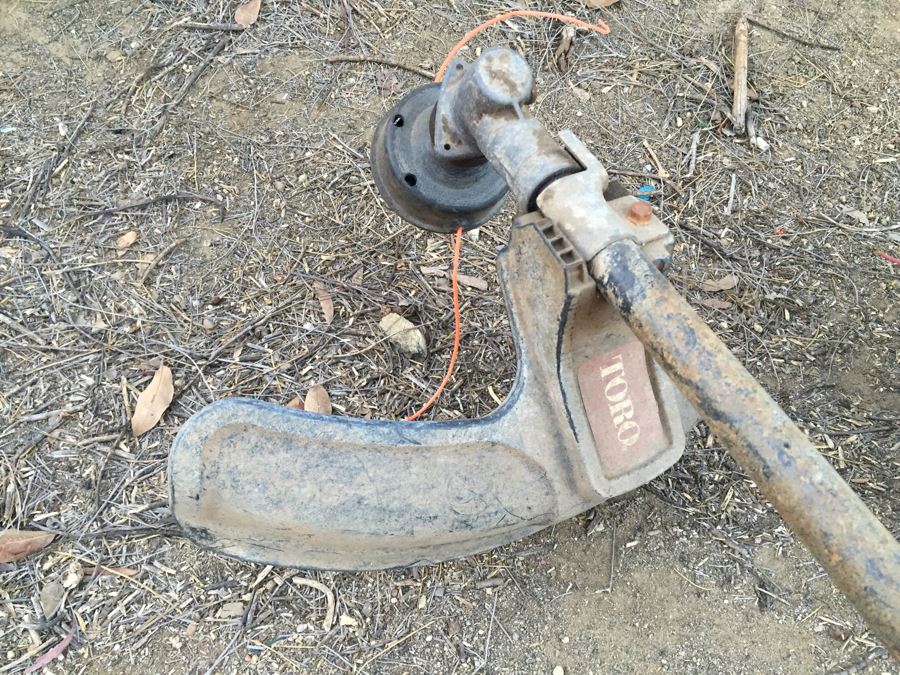 Pair Of Gas Powered Weed Wackers Trimmers TORO & Kawasaki [Photo 6]