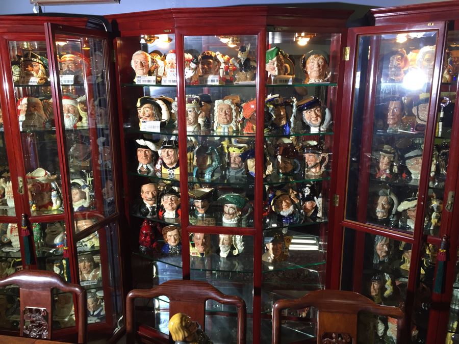 Stunning Rosewood Display Curio Cabinet With Back Mirror Lighted And Thick Glass Shelves (Middle Cabinet) [Photo 2]