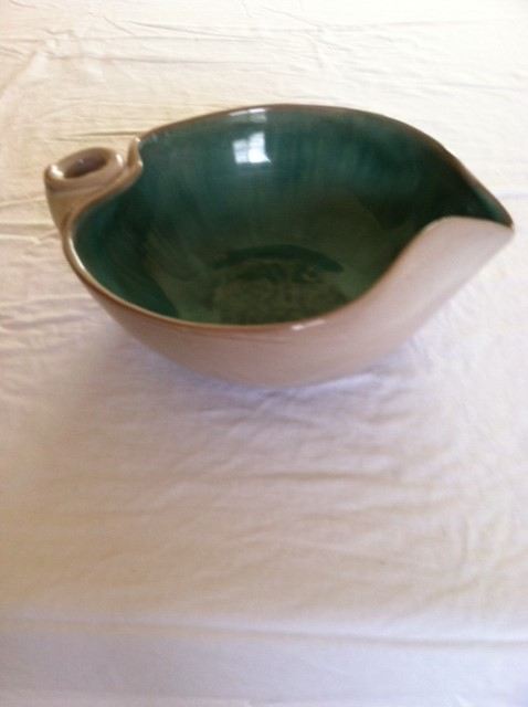 Stangl Art Pottery Leaf Bowl #3788 Lavender/Blue [Photo 3]