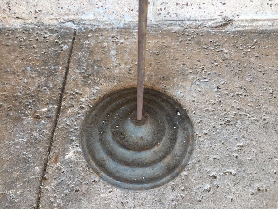 Rustic Metal Lantern With Stand [Photo 5]