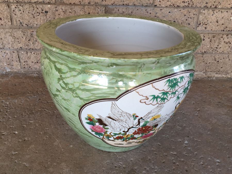 Large Asian Porcelain Fish Bowl Pot [Photo 8]