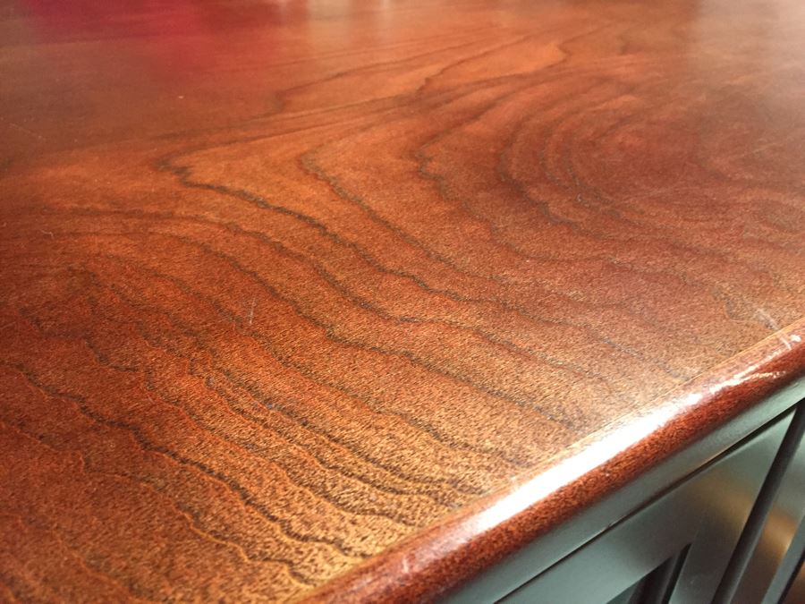 Nice Wooden Cabinet [Photo 3]