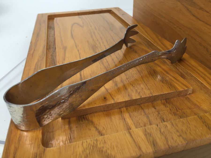 Nice Wooden Ice Bucket With Silver Tone Ice Tongs [Photo 3]