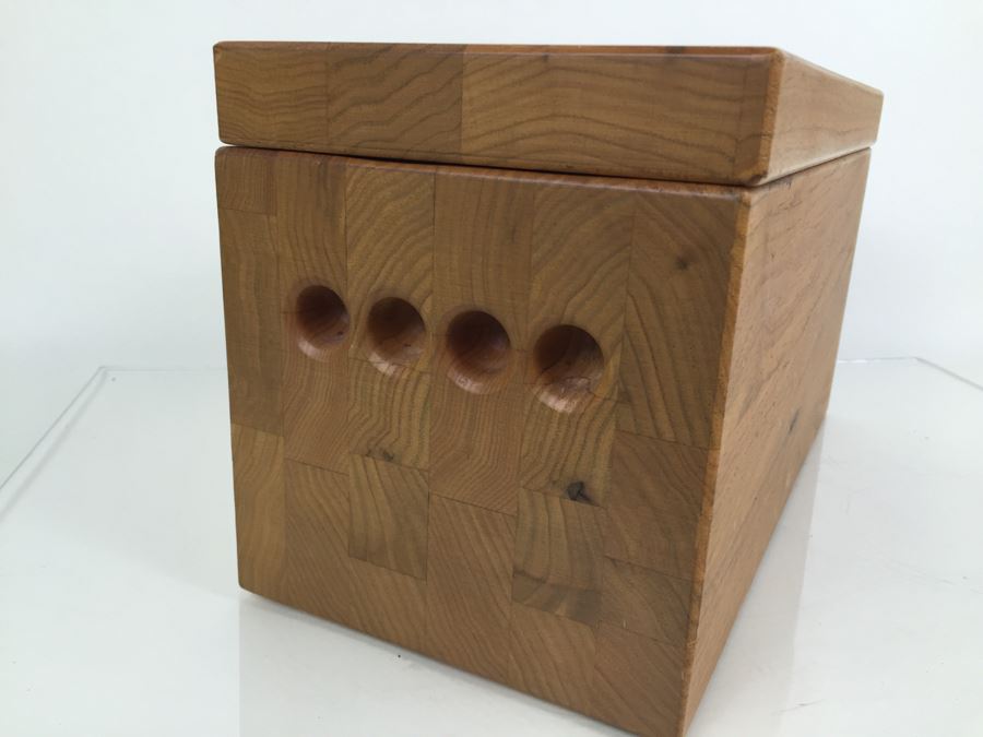 Nice Wooden Ice Bucket With Silver Tone Ice Tongs [Photo 6]