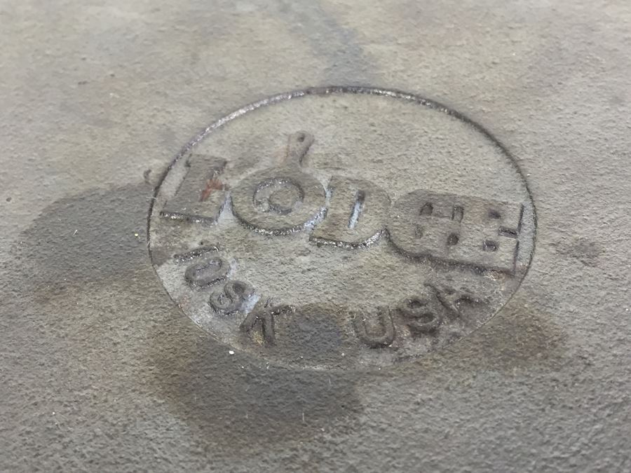 JUST ADDED - Lodge Cast Iron 12' Skillet [Photo 6]