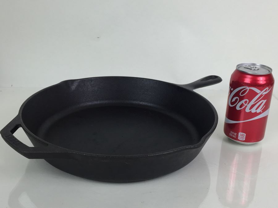 JUST ADDED - Lodge Cast Iron 12' Skillet