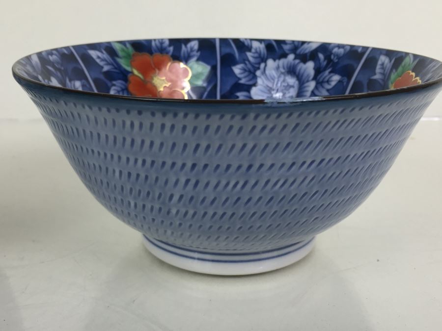 JUST ADDED - Pair Of Signed Asian Bowls [Photo 6]