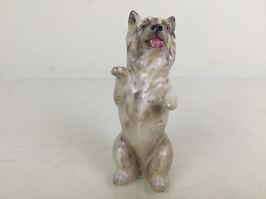 JUST ADDED - Royal Doulton Begging Cairn Terrier Figurine HN 2589