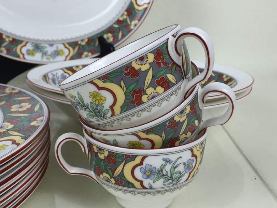 JUST ADDED Minton Fine Bone China 'Oriental Blossom' Pattern Made In