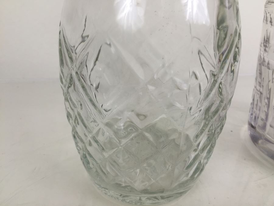 JUST ADDED - Pair Of Glass Decanters With Stoppers [Photo 5]