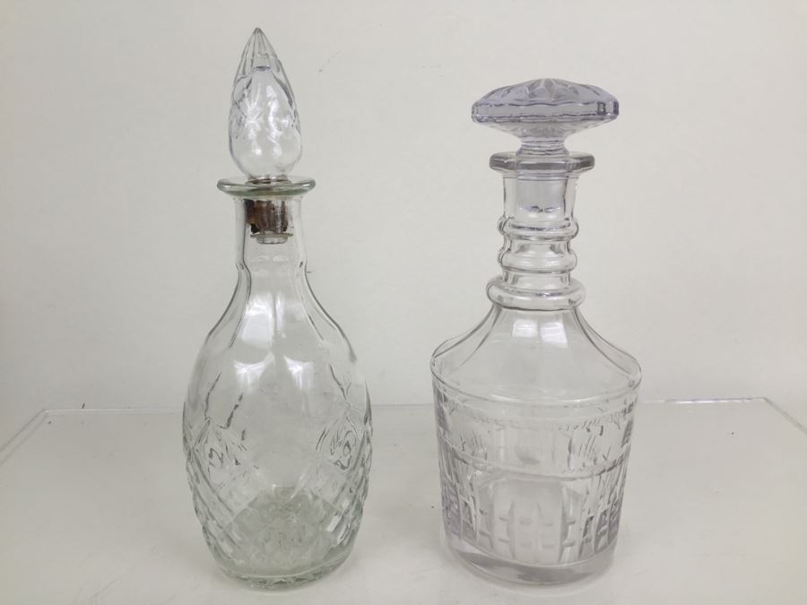 JUST ADDED - Pair Of Glass Decanters With Stoppers [Photo 2]