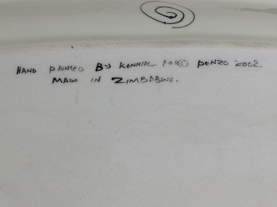 JUST ADDED - Pair Of Beautifully Hand Painted Porcelain Trays From Zimbabwe [Photo 14]