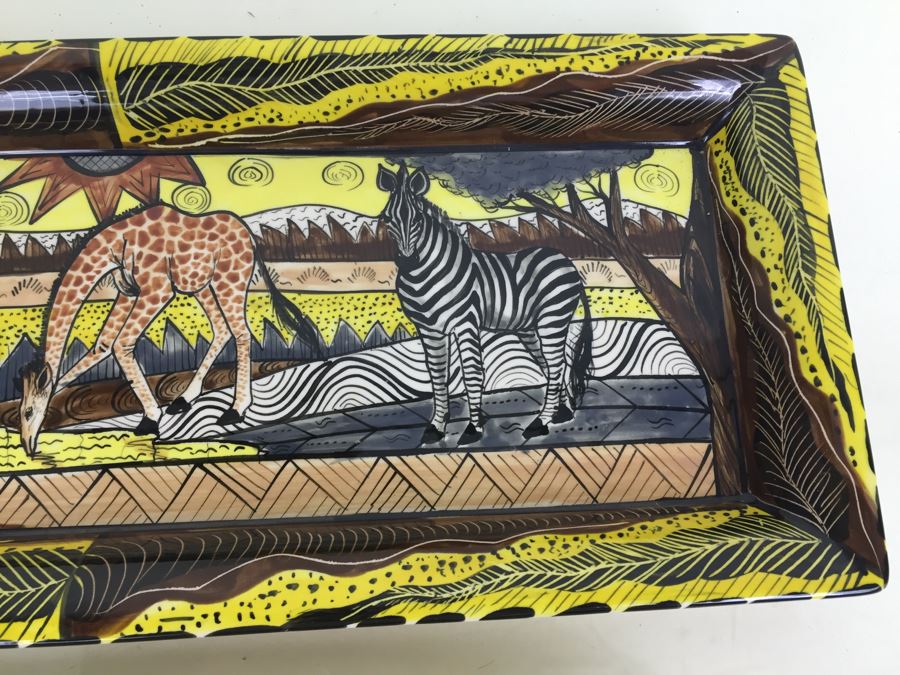 JUST ADDED - Pair Of Beautifully Hand Painted Porcelain Trays From Zimbabwe [Photo 9]
