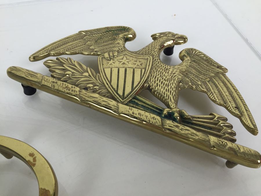 JUST ADDED - (3) Vintage Solid Brass Trivets Williamsburg 1950 And Pair Of Spread Eagles 1952 [Photo 4]