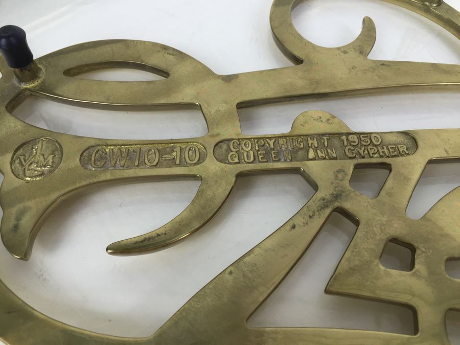 JUST ADDED - (3) Vintage Solid Brass Trivets Williamsburg 1950 And Pair Of Spread Eagles 1952 [Photo 6]