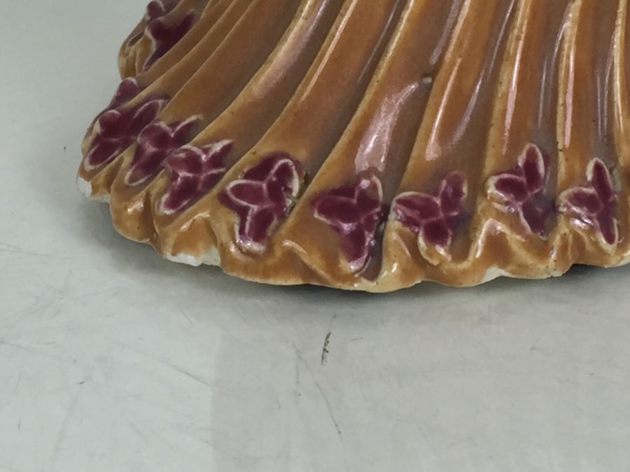 JUST ADDED - Signed Asian Figurine [Photo 9]