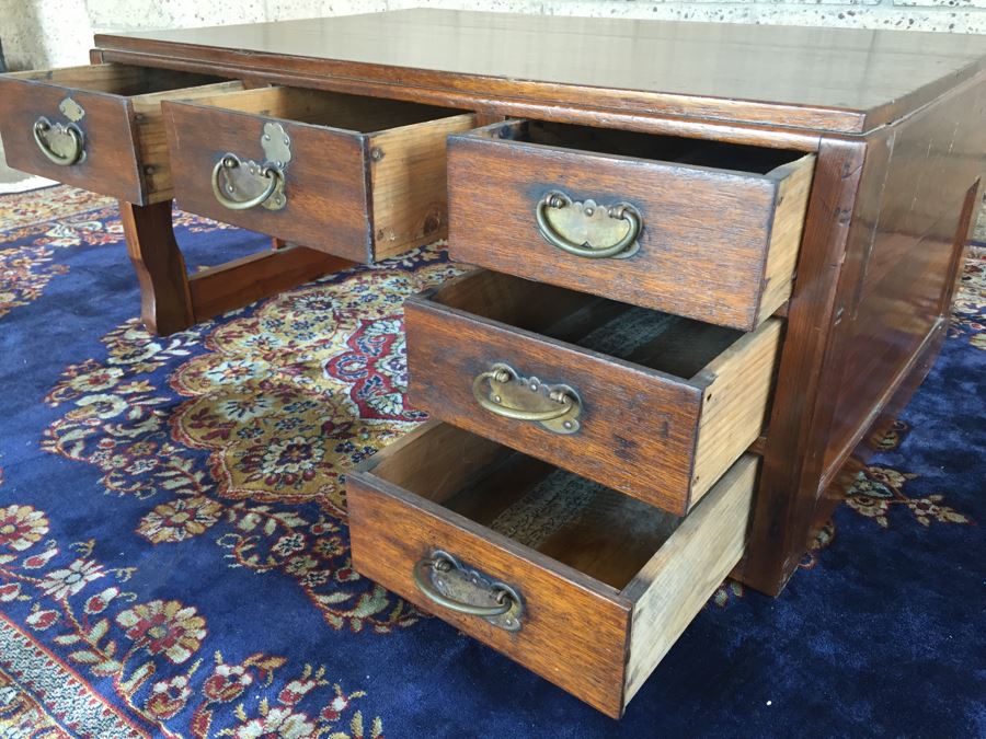 Vintage Wooden Asian Desk [Photo 4]