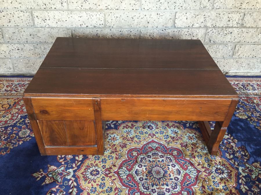 Vintage Wooden Asian Desk [Photo 9]