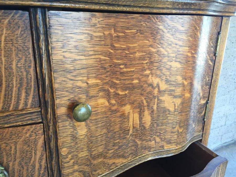 Nice Antique Serpentine Dresser Chest Of Drawers With Swivel Mirror  [Photo 15]