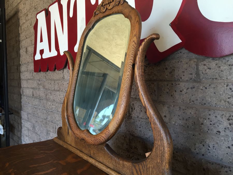 Nice Antique Serpentine Dresser Chest Of Drawers With Swivel Mirror  [Photo 6]