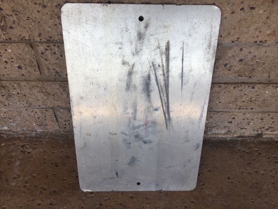 Vintage Metal Black And White Sign 'POOL HOURS 9am TO 10pm' [Photo 4]