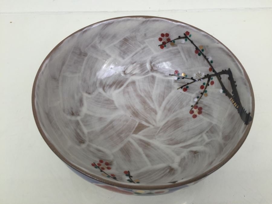 Signed Japanese Bowl [Photo 2]