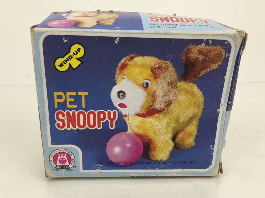 Working Vintage Wind-Up Pet Snoopy Toy With Original Box By Jamina