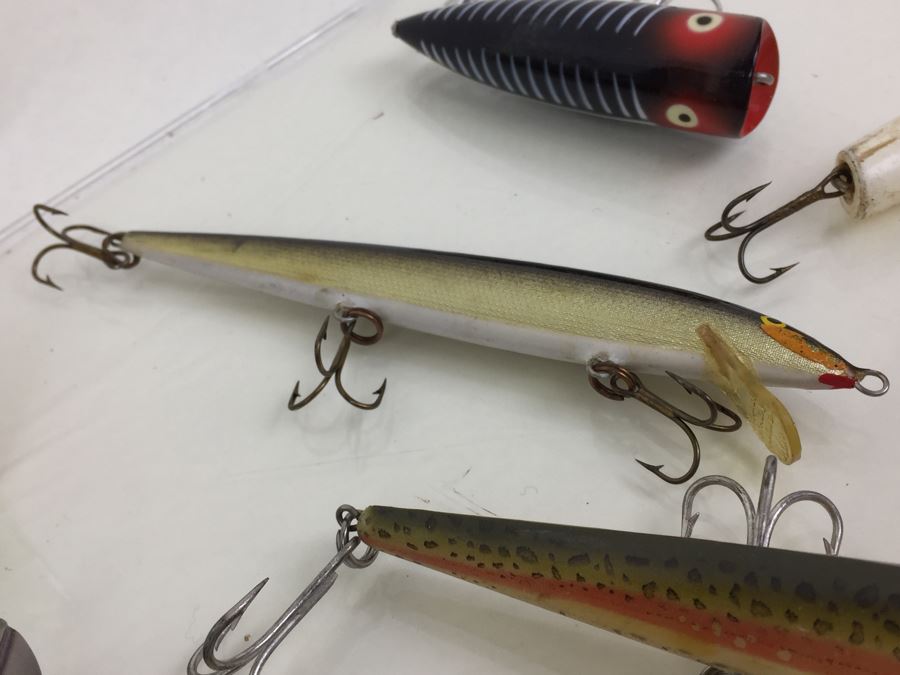 Huge Vintage Fishing Lures Lot [Photo 32]