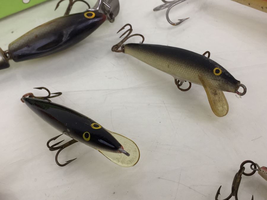 Huge Vintage Fishing Lures Lot [Photo 35]