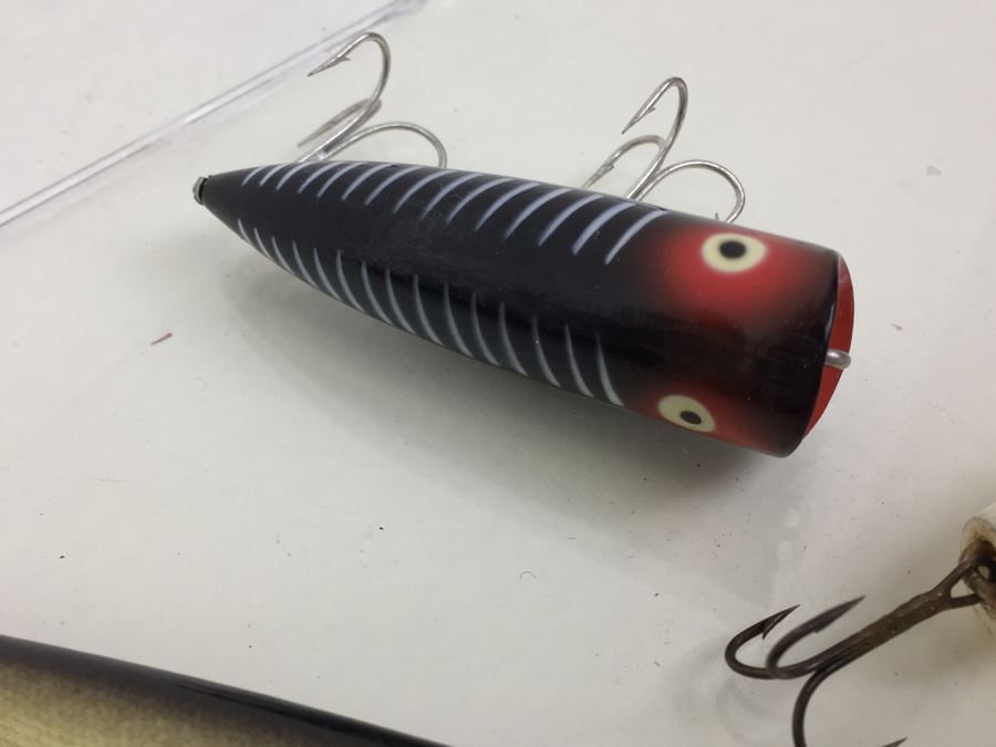 Huge Vintage Fishing Lures Lot [Photo 31]