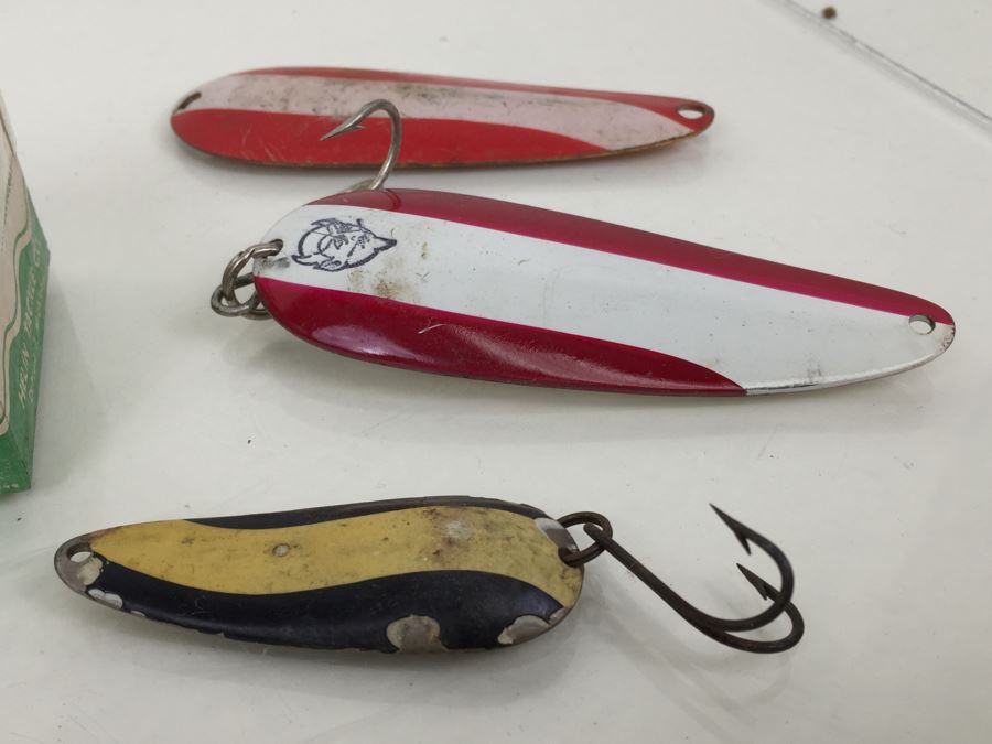 Vintage Fishing Lures Lot [Photo 11]
