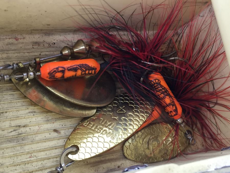 Vintage Fishing Tackle Box Loaded With Tackle Fishing Lures [Photo 4]