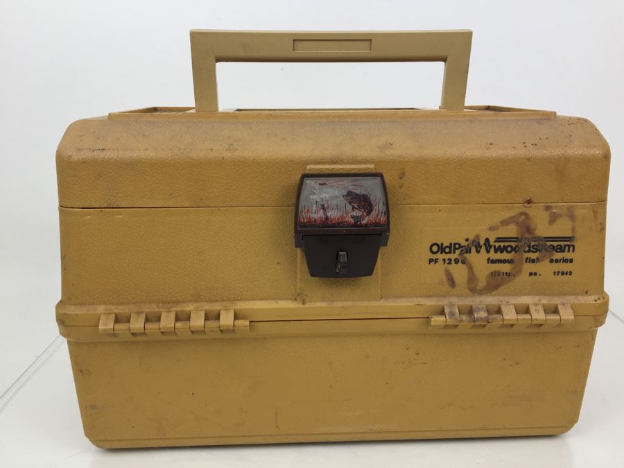 Vintage Fishing Tackle Box Loaded With Tackle Fishing Lures [Photo 3]