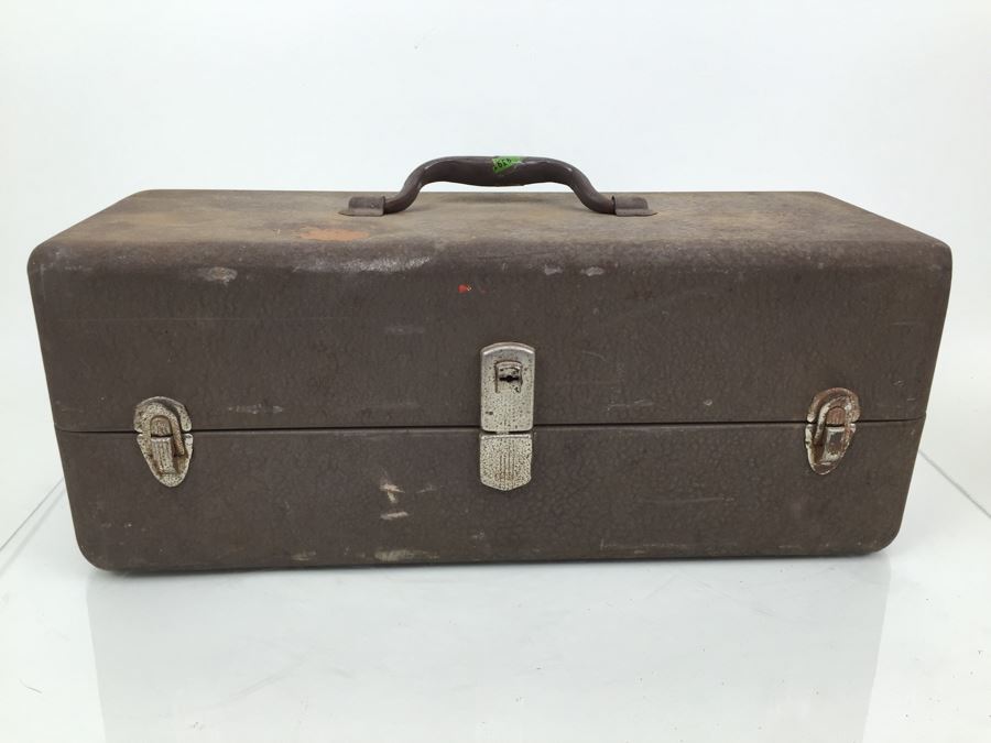 Vintage Metal Fishing Tackle Box With Tackle And Knife [Photo 1]